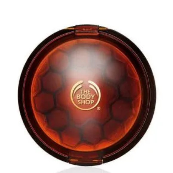 The Body Shop Honey Bronze Bronzing Powder- Shade - Dark Golden Matte - Picture 3 of 4